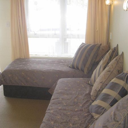 Shortland Court Motel Thames Buitenkant foto